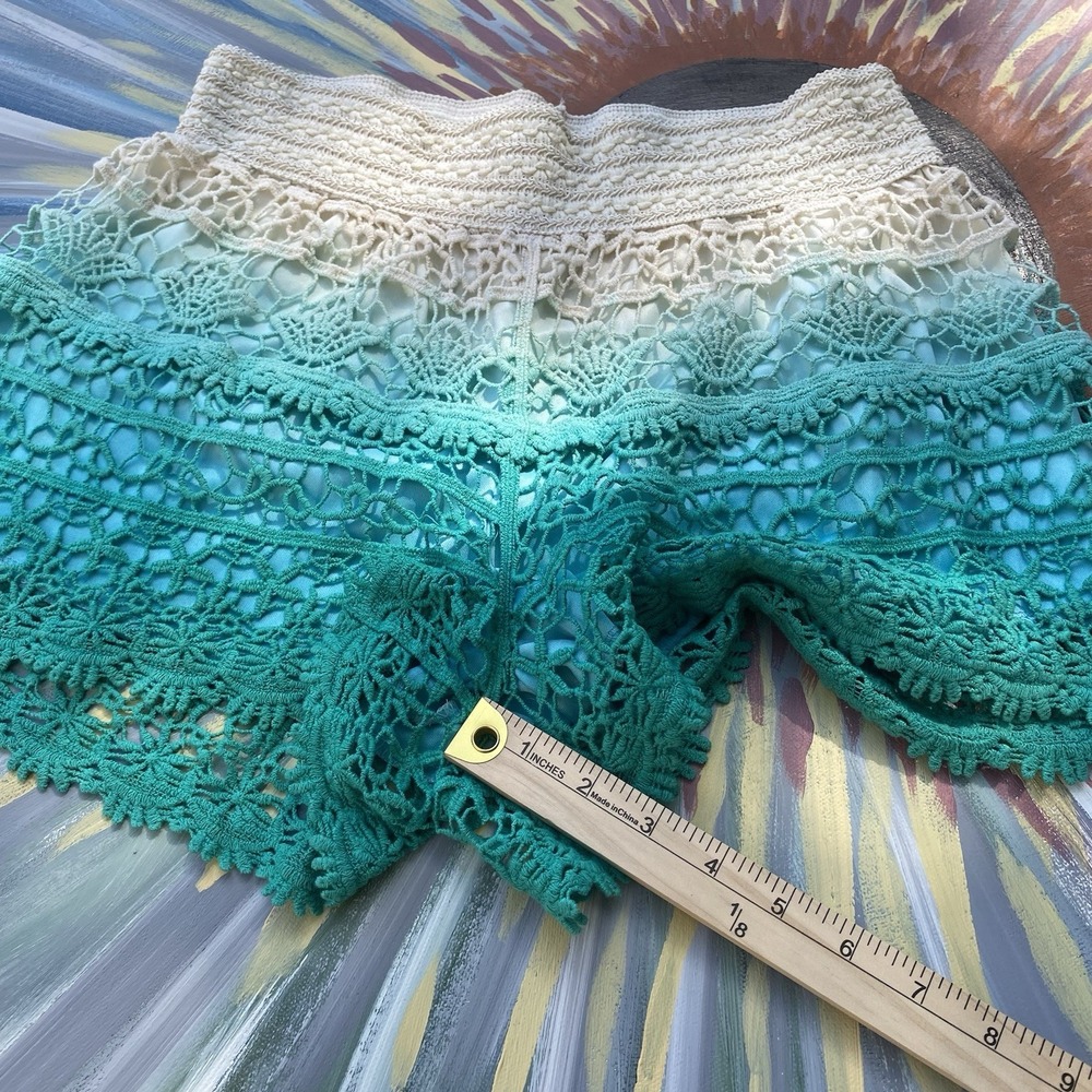 Women's Crochet Lace Lined Shorts L Teal/Cream Ombre - Picture 5 of 6